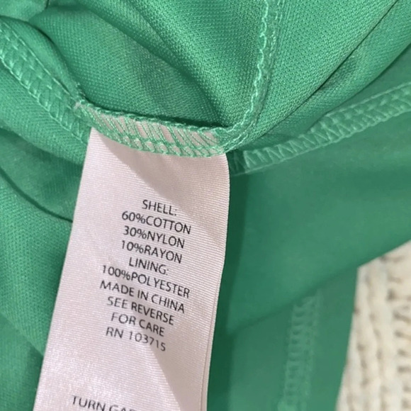 Nanette Lepore green lace top size xsmall - Picture 7 of 9